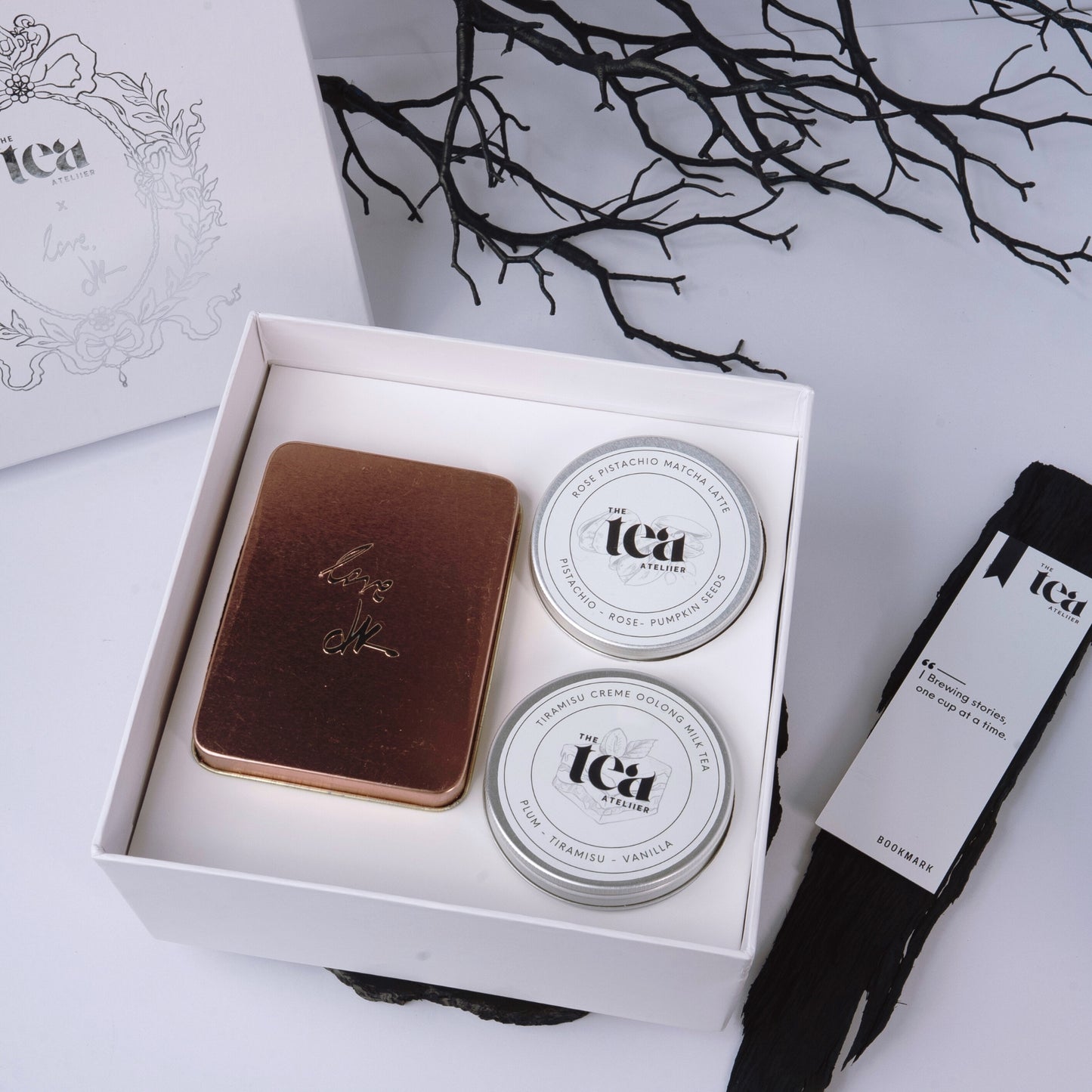 SILVER LININGS GIFT BOX (COLLAB WITH LOVE, DK)