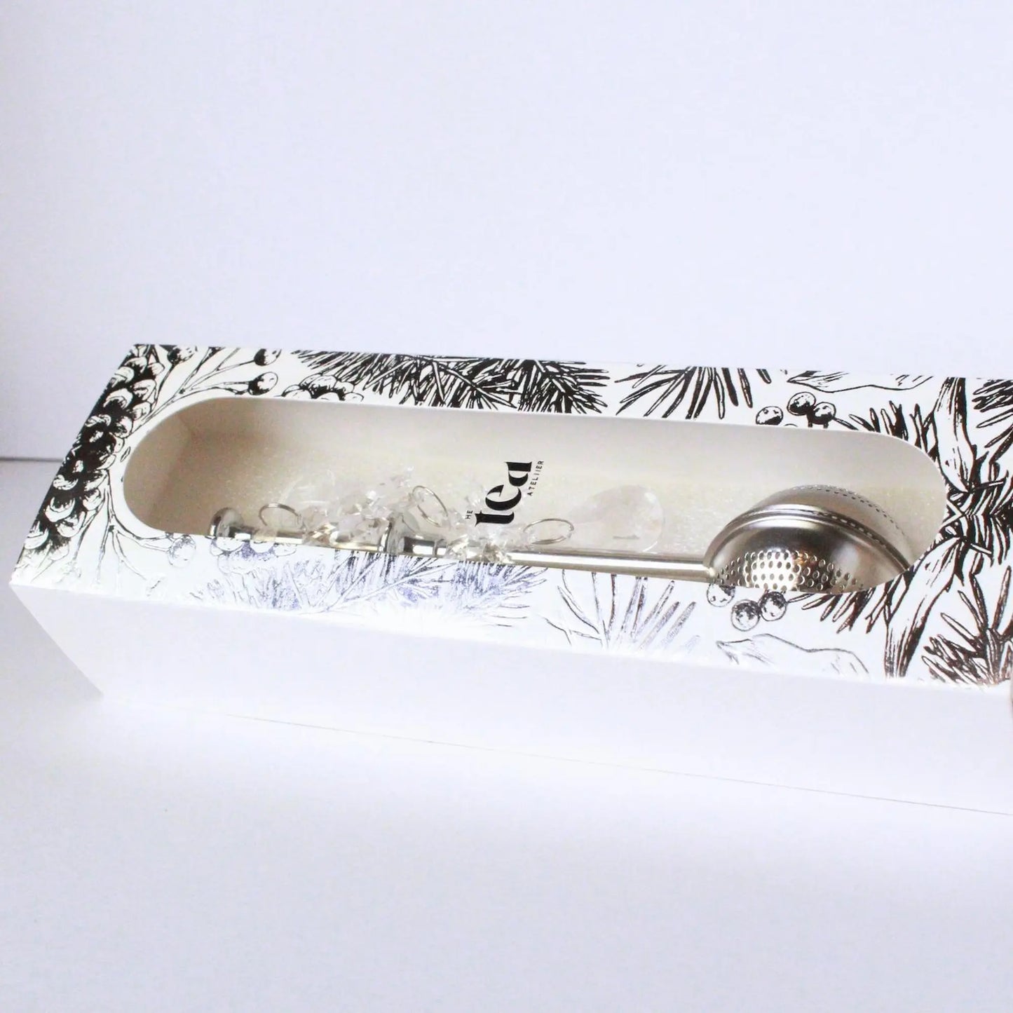 CHARMED TEA INFUSER BOX